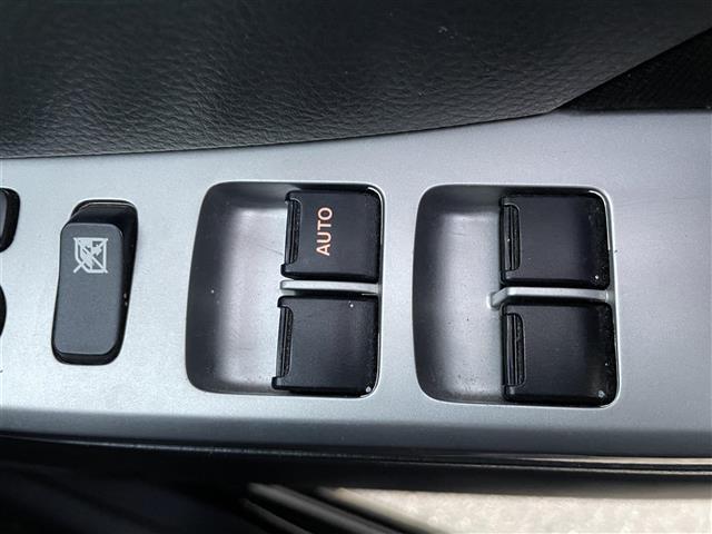 ワゴンＲ ＦＸリミテッド　プッシュスタート　スマートキー×２　ＣＤプレイヤー　ドアバイザー　電動格納ミラー　オートエアコン　アクセサリーソケット　オートライト　純正１４インチアルミホイール　保証書　取扱説明書（19枚目）