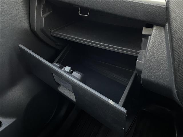 ワゴンＲ ＦＸリミテッド　プッシュスタート　スマートキー×２　ＣＤプレイヤー　ドアバイザー　電動格納ミラー　オートエアコン　アクセサリーソケット　オートライト　純正１４インチアルミホイール　保証書　取扱説明書（21枚目）