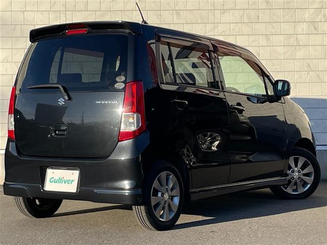 ワゴンＲ ＦＸリミテッド　プッシュスタート　スマートキー×２　ＣＤプレイヤー　ドアバイザー　電動格納ミラー　オートエアコン　アクセサリーソケット　オートライト　純正１４インチアルミホイール　保証書　取扱説明書（28枚目）