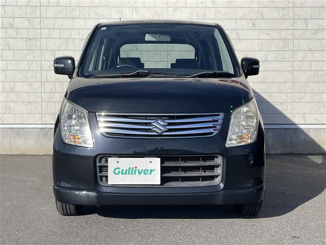 ワゴンＲ ＦＸリミテッド　プッシュスタート　スマートキー×２　ＣＤプレイヤー　ドアバイザー　電動格納ミラー　オートエアコン　アクセサリーソケット　オートライト　純正１４インチアルミホイール　保証書　取扱説明書（30枚目）