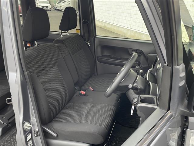 ピクシスメガ Ｄ　ワンオーナー　フルフラットシート　ベンチシート　電動格納ミラー　純正フロアマット　アクセサリーソケット　ＩＳＯＦＩＸ　１４インチアルミホイール　アイドリングストップ　フロントフォグランプ　保証書（3枚目）