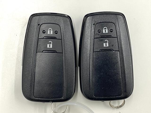 プリウス Ａツーリングセレクション　モデリスタエアロ　ガナドール製マフラー　ウエッズスポーツホイール　純正ホイール　純正ＳＤナビ　ブラインドスポットモニター　ヘッドアップディスプレイ　ステアリングヒータ　パーキングアシスト　ＥＴＣ２．０（38枚目）