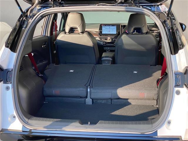 オーラ ニスモ　ブラインドスポットモニター　置くだけ充電　純正ＳＤナビ　プロパイロット　全周囲カメラ　リアフォグライト　電動パーキングブレーキ　ブレーキホールド　ドライブレコーダー　ＬＥＤヘッドライト　スペアキー（10枚目）