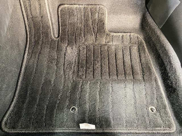 オーラ ニスモ　ブラインドスポットモニター　置くだけ充電　純正ＳＤナビ　プロパイロット　全周囲カメラ　リアフォグライト　電動パーキングブレーキ　ブレーキホールド　ドライブレコーダー　ＬＥＤヘッドライト　スペアキー（34枚目）