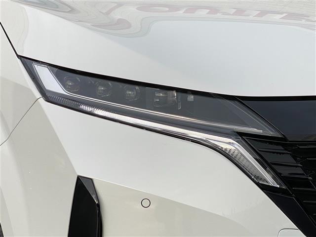 オーラ ニスモ　ブラインドスポットモニター　置くだけ充電　純正ＳＤナビ　プロパイロット　全周囲カメラ　リアフォグライト　電動パーキングブレーキ　ブレーキホールド　ドライブレコーダー　ＬＥＤヘッドライト　スペアキー（43枚目）