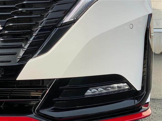 オーラ ニスモ　ブラインドスポットモニター　置くだけ充電　純正ＳＤナビ　プロパイロット　全周囲カメラ　リアフォグライト　電動パーキングブレーキ　ブレーキホールド　ドライブレコーダー　ＬＥＤヘッドライト　スペアキー（46枚目）