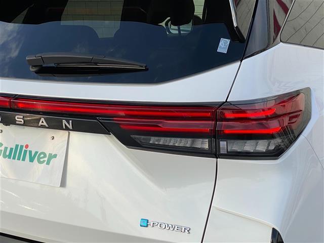 オーラ ニスモ　ブラインドスポットモニター　置くだけ充電　純正ＳＤナビ　プロパイロット　全周囲カメラ　リアフォグライト　電動パーキングブレーキ　ブレーキホールド　ドライブレコーダー　ＬＥＤヘッドライト　スペアキー（48枚目）