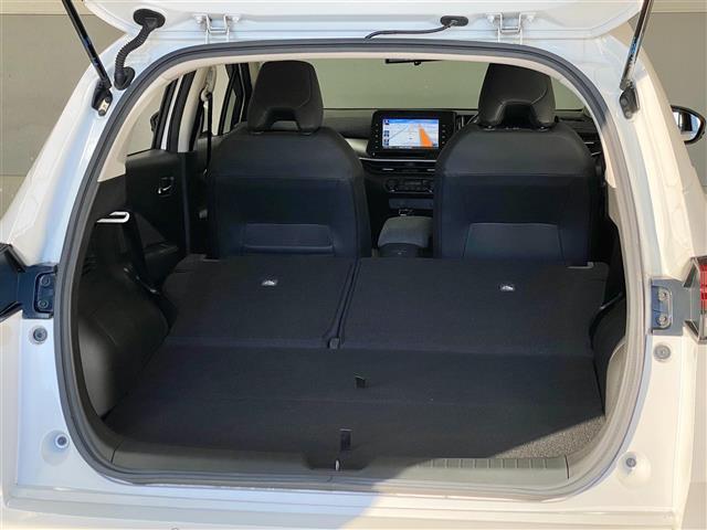 オーラ Ｇ　レザーエディション　ブラインドスポットモニタ　純正９インチナビ（フルセグ・Ｂｌｕｅｔｏｏｔｈ・ＣＤ・ＤＶＤ・ＵＳＢ）　全方位カメラ　ドライブレコーダー　デジタルインナーミラー　ＥＴＣ　コーナーセンサー　前席シートヒーター（9枚目）