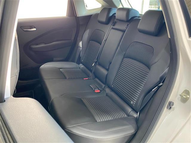 オーラ Ｇ　レザーエディション　ブラインドスポットモニタ　純正９インチナビ（フルセグ・Ｂｌｕｅｔｏｏｔｈ・ＣＤ・ＤＶＤ・ＵＳＢ）　全方位カメラ　ドライブレコーダー　デジタルインナーミラー　ＥＴＣ　コーナーセンサー　前席シートヒーター（10枚目）