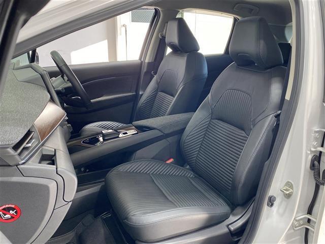 オーラ Ｇ　レザーエディション　ブラインドスポットモニタ　純正９インチナビ（フルセグ・Ｂｌｕｅｔｏｏｔｈ・ＣＤ・ＤＶＤ・ＵＳＢ）　全方位カメラ　ドライブレコーダー　デジタルインナーミラー　ＥＴＣ　コーナーセンサー　前席シートヒーター（12枚目）