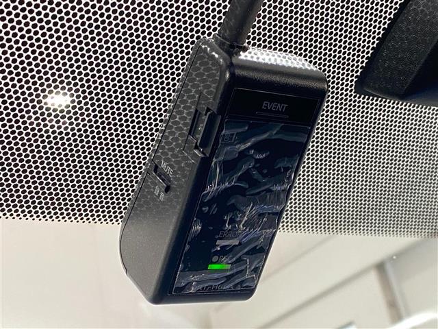 シエンタ ハイブリッドＧ　モデリスタエアロ　両側パワースライドドア　純正ＳＤナビ（フルセグ・Ｂｌｕｅｔｏｏｔｈ・ＣＤ・ＳＤ）　ＴＶキャンセラー　ビルトインＥＴＣ２．０　純正ドライブレコーダー　バック・フロントカメラ　スペアキー（2枚目）