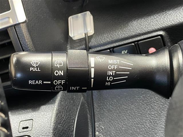 シエンタ ハイブリッドＧ　モデリスタエアロ　両側パワースライドドア　純正ＳＤナビ（フルセグ・Ｂｌｕｅｔｏｏｔｈ・ＣＤ・ＳＤ）　ＴＶキャンセラー　ビルトインＥＴＣ２．０　純正ドライブレコーダー　バック・フロントカメラ　スペアキー（22枚目）