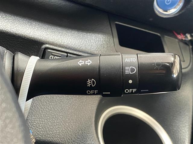 シエンタ ハイブリッドＧ　モデリスタエアロ　両側パワースライドドア　純正ＳＤナビ（フルセグ・Ｂｌｕｅｔｏｏｔｈ・ＣＤ・ＳＤ）　ＴＶキャンセラー　ビルトインＥＴＣ２．０　純正ドライブレコーダー　バック・フロントカメラ　スペアキー（23枚目）
