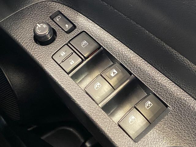 シエンタ ハイブリッドＧ　モデリスタエアロ　両側パワースライドドア　純正ＳＤナビ（フルセグ・Ｂｌｕｅｔｏｏｔｈ・ＣＤ・ＳＤ）　ＴＶキャンセラー　ビルトインＥＴＣ２．０　純正ドライブレコーダー　バック・フロントカメラ　スペアキー（27枚目）