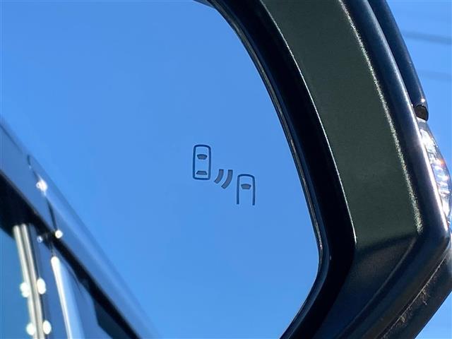 アルファード ２．５Ｓ　タイプゴールドＩＩＩ　ワンオーナー　純正後席モニター　ブラインドスポットモニター　デジタルインナーミラー　ハーフレザーシート　両側パワースライドドア　三眼ＬＥＤヘッドライト　パワーバックドア　リアオートエアコン　ナノイー（2枚目）