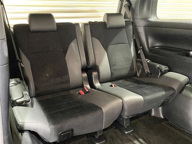 アルファード ２．５Ｓ　タイプゴールドＩＩＩ　ワンオーナー　純正後席モニター　ブラインドスポットモニター　デジタルインナーミラー　ハーフレザーシート　両側パワースライドドア　三眼ＬＥＤヘッドライト　パワーバックドア　リアオートエアコン　ナノイー（8枚目）