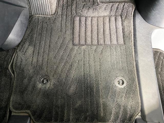 アルファード ２．５Ｓ　タイプゴールドＩＩＩ　ワンオーナー　純正後席モニター　ブラインドスポットモニター　デジタルインナーミラー　ハーフレザーシート　両側パワースライドドア　三眼ＬＥＤヘッドライト　パワーバックドア　リアオートエアコン　ナノイー（39枚目）