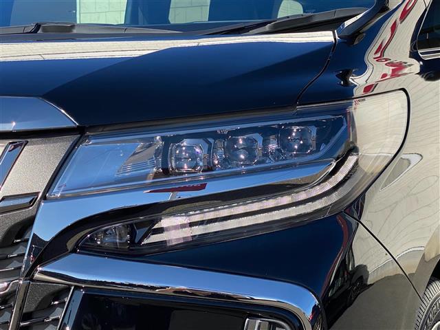 アルファード ２．５Ｓ　タイプゴールドＩＩＩ　ワンオーナー　純正後席モニター　ブラインドスポットモニター　デジタルインナーミラー　ハーフレザーシート　両側パワースライドドア　三眼ＬＥＤヘッドライト　パワーバックドア　リアオートエアコン　ナノイー（49枚目）