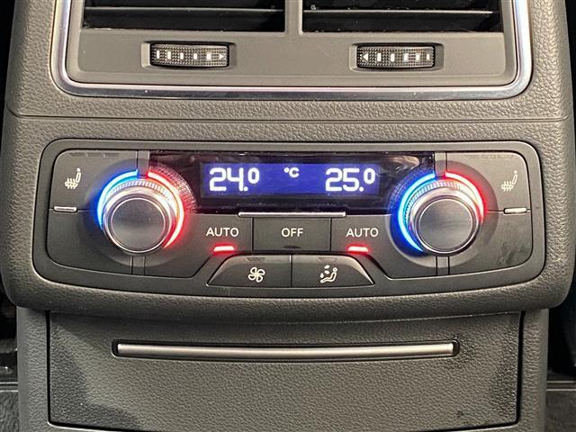 A7スポーツバック 3.0TFSIクワトロ 社外フルエアロ Border Race車高調 BOSEサウンド 前席パワー・メモリシート 全席シートヒーター パワーバックドア ブラインドスポットモニター 純正ナビ レザーシート 三眼LEDライト(13枚目)