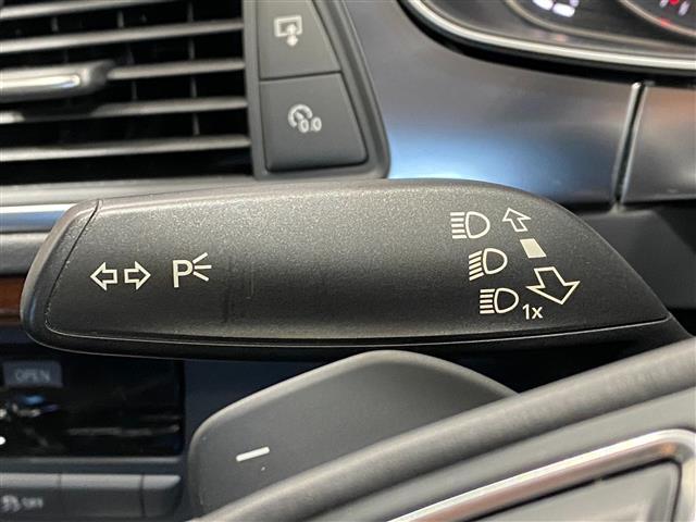 A7スポーツバック 3.0TFSIクワトロ 社外フルエアロ Border Race車高調 BOSEサウンド 前席パワー・メモリシート 全席シートヒーター パワーバックドア ブラインドスポットモニター 純正ナビ レザーシート 三眼LEDライト(33枚目)