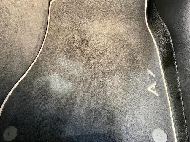 A7スポーツバック 3.0TFSIクワトロ 社外フルエアロ Border Race車高調 BOSEサウンド 前席パワー・メモリシート 全席シートヒーター パワーバックドア ブラインドスポットモニター 純正ナビ レザーシート 三眼LEDライト(40枚目)