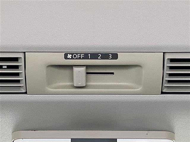 デイズルークス ハイウェイスター X Gパッケージ 純正ナビ フルセグTV アラウンドビューモニター フリップダウンモニター 両側パワースライドドア エマージェンシーブレーキ オートライト LEDヘッドライト 純15インチAW 社外フロアマット ETC(10枚目)