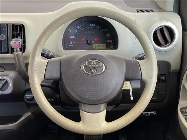 パッソ プラスハナ Cパッケージ ワンオーナー 純正ナビ フルセグTV ETC ベンチシート 純正フロアマット ドアバイザー ニルヴァーナ13インチアルミホイール スペアキー リモコンキー 取扱説明書 保証書(9枚目)