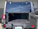 ジープ・ラングラーアンリミテッド サハラ ワンオーナー ブラインドスポットモニター メーカー純正ナビ(フルセグ・Bluetooth・AUX・USB) 純正ドライブレコーダー ETC2.0 バックカメラ 前席シートヒーター LEDヘッドライト(8枚目)