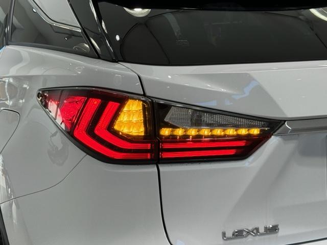 ＲＸ４５０ｈ　Ｆスポーツ　４ＷＤ／３眼ＬＥＤヘッドライト／シーケンシャルウィンカー／レーンキーピングアシスト／プリクラッシュセーフティ／ブラインドスポットモニター／クリアランスソナー／純正ナビ／フルセグ／全方位カメラ／ＥＴＣ(74枚目)