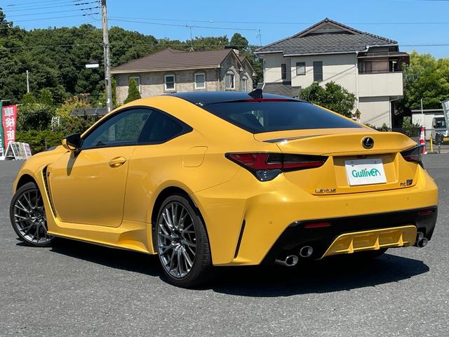 ＲＣ Ｆ カーボンエクステリアパッケージ　色コード　５Ｃ１ネープルスイエローコントラストレイヤリング　ＯＰカーボンフロントサイドスポイラー　カーボンボンネット　カーボンルーフ　カーボンリアスポイラー　マークレビンソンオーディオ（16枚目）