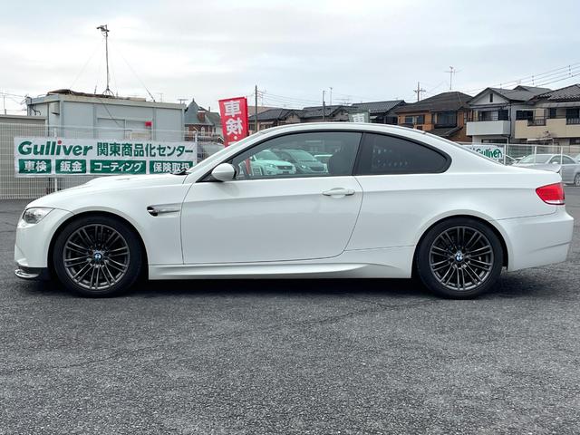 Ｍ３ Ｍ３クーペ　Ｍドライブパッケージ　カーボンルーフ　社外カーボンフロントスポイラー　社外カーボントランクスポイラー　純正１８インチＡＷ　純正ＨＤＤナビ　バックカメラ（9枚目）