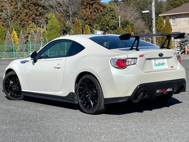 ＢＲＺ ｔＳ　ＧＴパッケージ　５００台限定車　ワンオーナー　専用ドライカーボンリアウイング　専用レカロシート　専用１８インチＡＷ　専用サスショック　専用ブレンボブレーキ　フジツボチタンマフラー　Ｄｅｆｉメーター（15枚目）