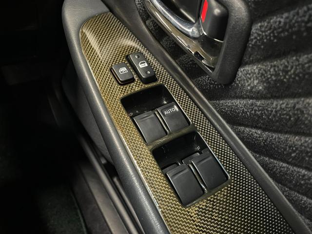 マークII ツアラーＶ　ワンオーナー　純正５速ＭＴ　ノーマル車両　純正１６インチＡＷ　純正リアスポイラー　Ｗエアバック　サイドエアバック　純正カーボンインテリア　ＨＩＤヘッドライト（50枚目）