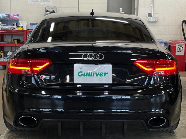 ＲＳ５ ベースグレード　◇左Ｈ◇ＫＷＨＡＳ車高調◇ＶＯＳＳＥＮ　ＨＦ５２０インチ鍛造ＡＷ◇Ｋ＆Ｎラムエアシステム◇カーボンフロントスポイラー◇カーボンリアディフューザー◇ガラスサンルーフ◇バング＆オルフセンオーディオ（26枚目）