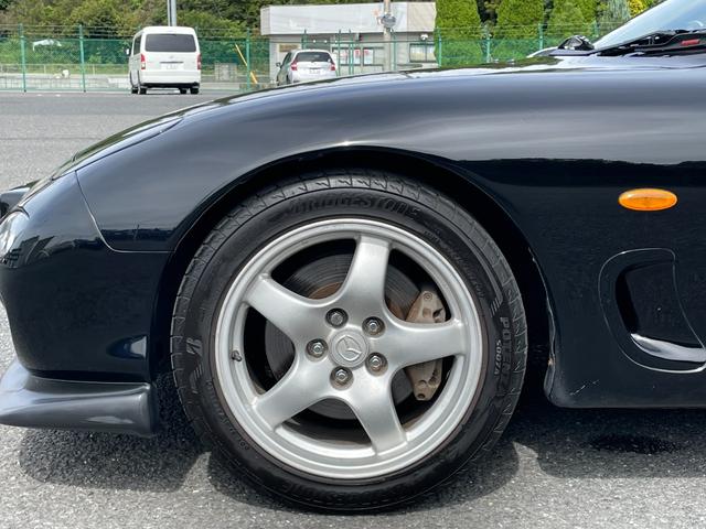 ＲＸ－７ タイプＲＳ　◇５型◇純正１７インチＡＷ◇純正ビルシュタインショック◇Ｄｅｆｉ追加メーター（油圧／油温／水温／ブースト）◇ＭＯＭＯステアリング◇純正フォグライト◇ＥＴＣ◇保証書◇取扱説明書◇スペアキー有（10枚目）