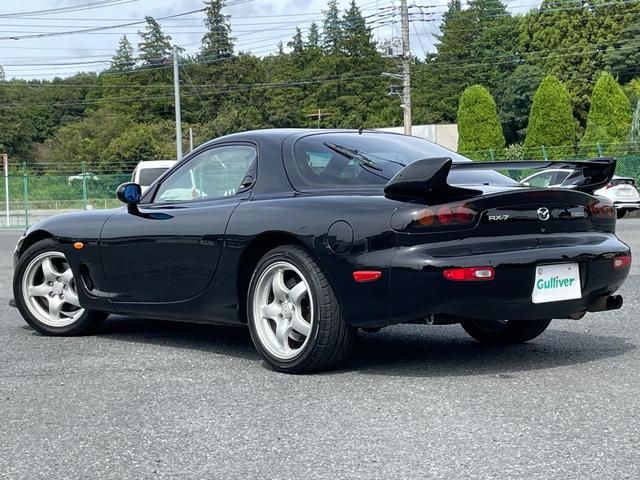 ＲＸ－７ タイプＲＳ　◇５型◇純正１７インチＡＷ◇純正ビルシュタインショック◇Ｄｅｆｉ追加メーター（油圧／油温／水温／ブースト）◇ＭＯＭＯステアリング◇純正フォグライト◇ＥＴＣ◇保証書◇取扱説明書◇スペアキー有（16枚目）