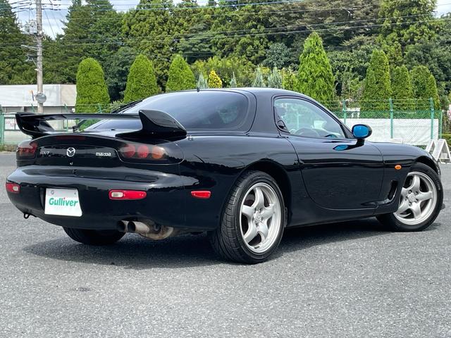 ＲＸ－７ タイプＲＳ　◇５型◇純正１７インチＡＷ◇純正ビルシュタインショック◇Ｄｅｆｉ追加メーター（油圧／油温／水温／ブースト）◇ＭＯＭＯステアリング◇純正フォグライト◇ＥＴＣ◇保証書◇取扱説明書◇スペアキー有（18枚目）