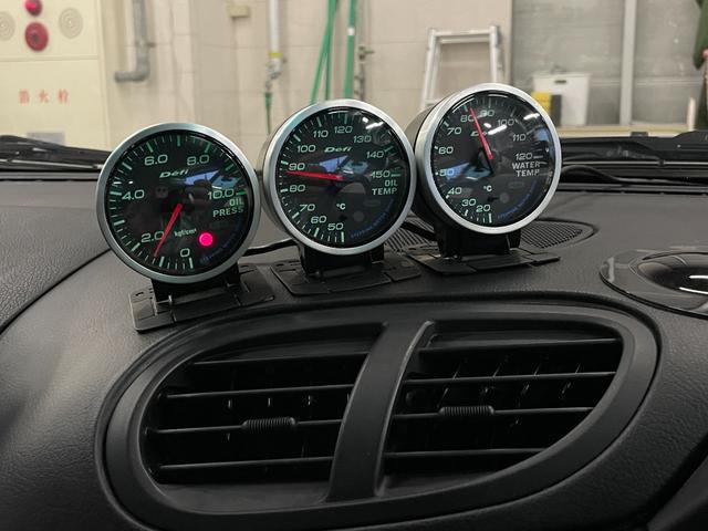 ＲＸ－７ タイプＲＳ　◇５型◇純正１７インチＡＷ◇純正ビルシュタインショック◇Ｄｅｆｉ追加メーター（油圧／油温／水温／ブースト）◇ＭＯＭＯステアリング◇純正フォグライト◇ＥＴＣ◇保証書◇取扱説明書◇スペアキー有（44枚目）