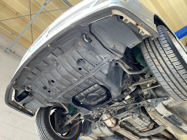 チェイサー ツアラーＶ　ワンオーナー　純正５速ＭＴ　純正フルエアロ　純正スポーツグリル　ＥＮＫＥＩ　ＰＥＡＫＳ１７インチＡＷ　ＴＥＩＮ車高調　ＨＩＤヘッドライト　フォグライト　保証書　取扱説明書　スペアキー（54枚目）