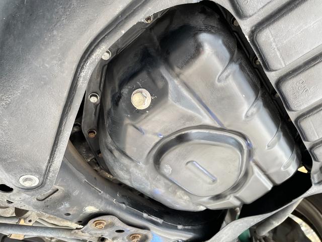 チェイサー ツアラーＶ　ワンオーナー　純正５速ＭＴ　純正フルエアロ　純正スポーツグリル　ＥＮＫＥＩ　ＰＥＡＫＳ１７インチＡＷ　ＴＥＩＮ車高調　ＨＩＤヘッドライト　フォグライト　保証書　取扱説明書　スペアキー（56枚目）