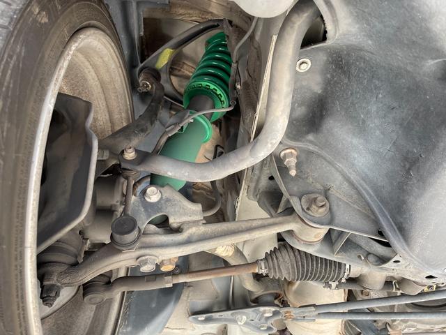 チェイサー ツアラーＶ　ワンオーナー　純正５速ＭＴ　純正フルエアロ　純正スポーツグリル　ＥＮＫＥＩ　ＰＥＡＫＳ１７インチＡＷ　ＴＥＩＮ車高調　ＨＩＤヘッドライト　フォグライト　保証書　取扱説明書　スペアキー（57枚目）