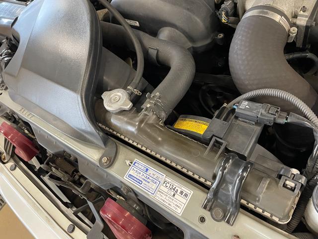 チェイサー ツアラーＶ　ワンオーナー　純正５速ＭＴ　純正フルエアロ　純正スポーツグリル　ＥＮＫＥＩ　ＰＥＡＫＳ１７インチＡＷ　ＴＥＩＮ車高調　ＨＩＤヘッドライト　フォグライト　保証書　取扱説明書　スペアキー（74枚目）