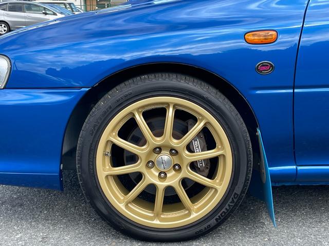 インプレッサ WRX RA STiバージョンVI リミテッド ◇ワンオーナー◇プロドライブ17インチAW◇ルーフベンチレーター◇STIマットフラップ◇STIフロントタワーバー◇APEXiパワーインテーク◇保証書◇取扱説明書◇スペアキー(9枚目)