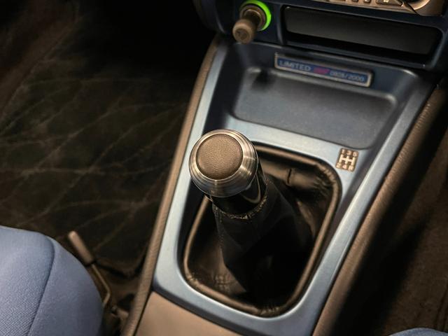 インプレッサ WRX RA STiバージョンVI リミテッド ◇ワンオーナー◇プロドライブ17インチAW◇ルーフベンチレーター◇STIマットフラップ◇STIフロントタワーバー◇APEXiパワーインテーク◇保証書◇取扱説明書◇スペアキー(44枚目)