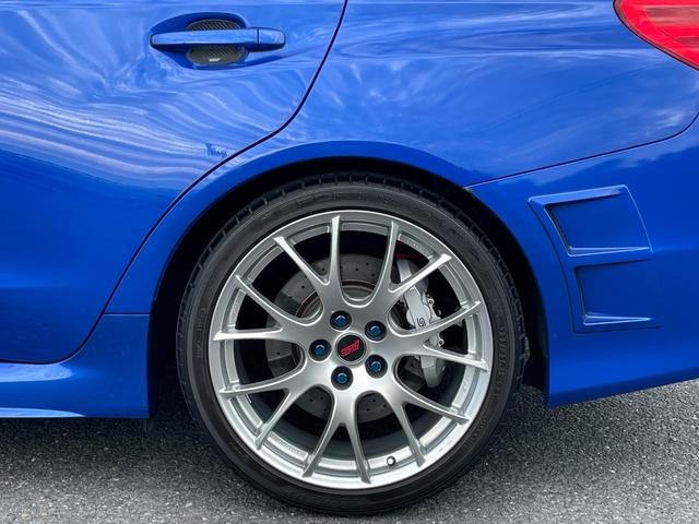 WRX STI S207 ◇100台限定車◇オリジナル車両◇純正BBS19インチAW◇純正ブレンボブレーキ◇純正レカロレザーシート◇LEDヘッドライト◇LEDアクセサリーライナー◇カロッツェリアSDナビ/フルセグTV(11枚目)