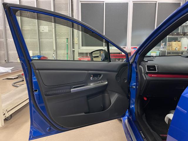 WRX STI S207 ◇100台限定車◇オリジナル車両◇純正BBS19インチAW◇純正ブレンボブレーキ◇純正レカロレザーシート◇LEDヘッドライト◇LEDアクセサリーライナー◇カロッツェリアSDナビ/フルセグTV(26枚目)