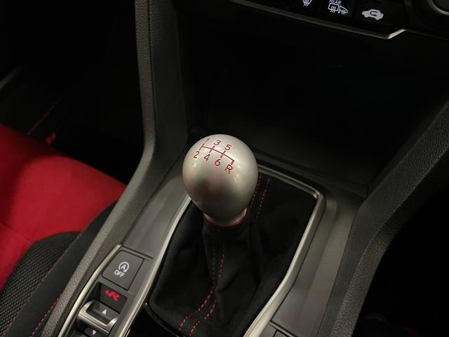 シビック タイプR ◇ワンオーナー◇後期◇R2年10月登録◇純正OPカーボンフードエアインテーク◇純正20AW◇純正ブレンボ◇純正ギャザーズSDナビ/フルセグTV◇フロント&バックカメラ(51枚目)