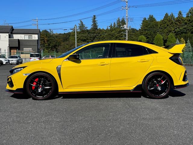 シビック タイプＲ・リミテッドエディション　◇２００台限定車◇ワンオーナー◇フルオリジナル車両◇純正専用ＢＢＳ２０インチＡＷ◇純正ブレンボブレーキ◇ギャザーズＳＤナビ／フルセグＴＶ◇フロント＆バックカメラ◇純正ドライブレコーダー（9枚目）