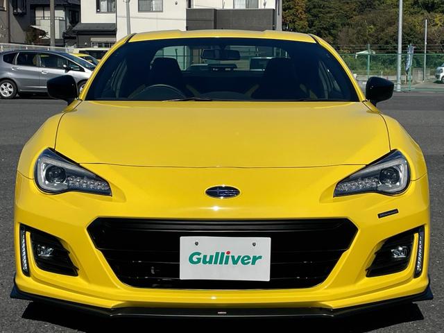 ＢＲＺ イエローエディション　◇１００台限定車◇ＳＴＩスポーツＰＫＧ◇ＬＥＤアクセサリーライナー◇純正ブレンボイエローキャリパー◇純正１７インチＡＷ◇専用内装◇カロッツェリアＳＤナビ／フルセグＴＶ◇バックカメラ◇ＬＥＤヘッドライト（2枚目）