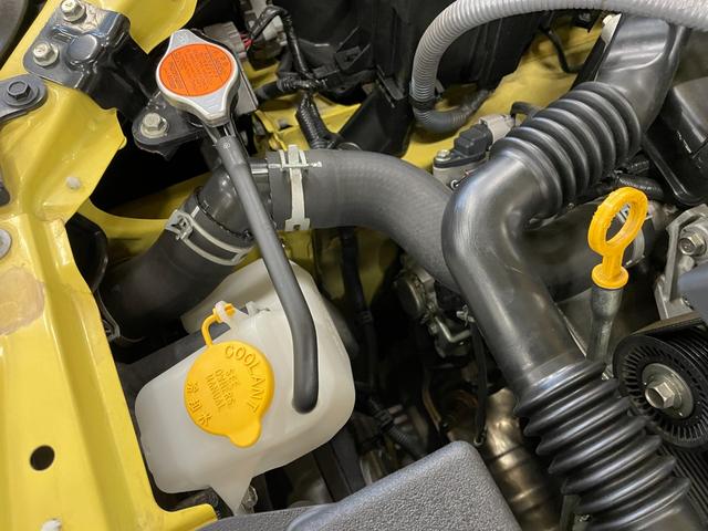 ＢＲＺ イエローエディション　◇１００台限定車◇ＳＴＩスポーツＰＫＧ◇ＬＥＤアクセサリーライナー◇純正ブレンボイエローキャリパー◇純正１７インチＡＷ◇専用内装◇カロッツェリアＳＤナビ／フルセグＴＶ◇バックカメラ◇ＬＥＤヘッドライト（72枚目）